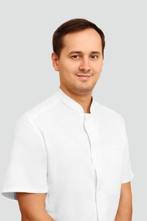 Врач Сботов Владислав Викторович